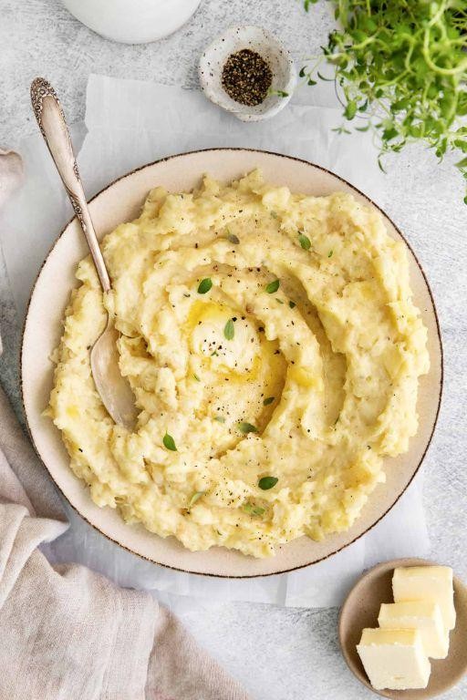 Classic Mashed Parsnips with Garlic Butter