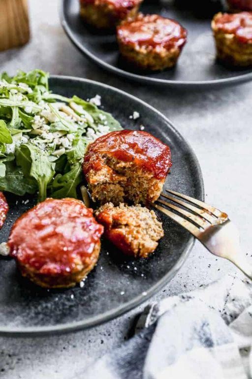 Classic Mini Meatloaf with Herb Seasoning