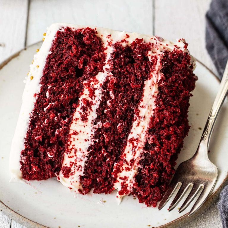 Classic Moist Red Velvet Chocolate Cake