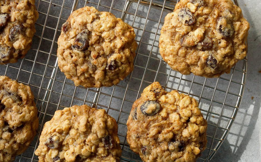 Classic Oatmeal Raisin Sheet Cookies