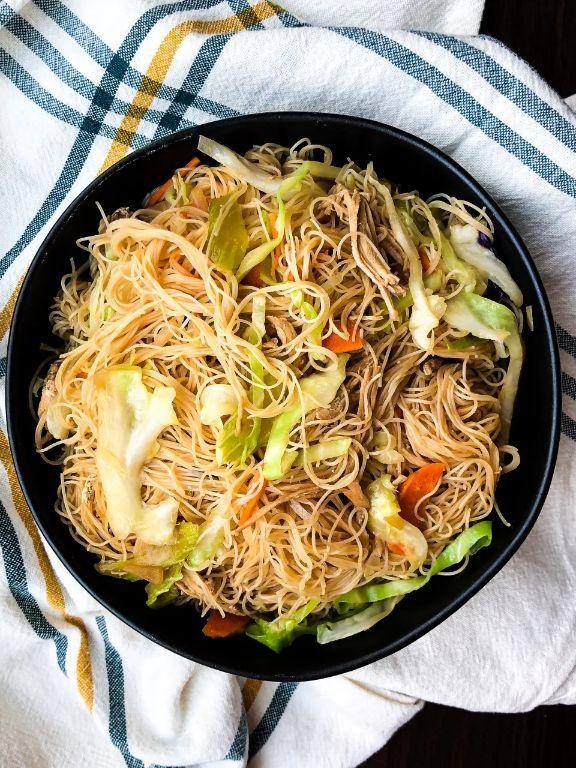 Classic Pancit Canton with Chicken and Vegetables