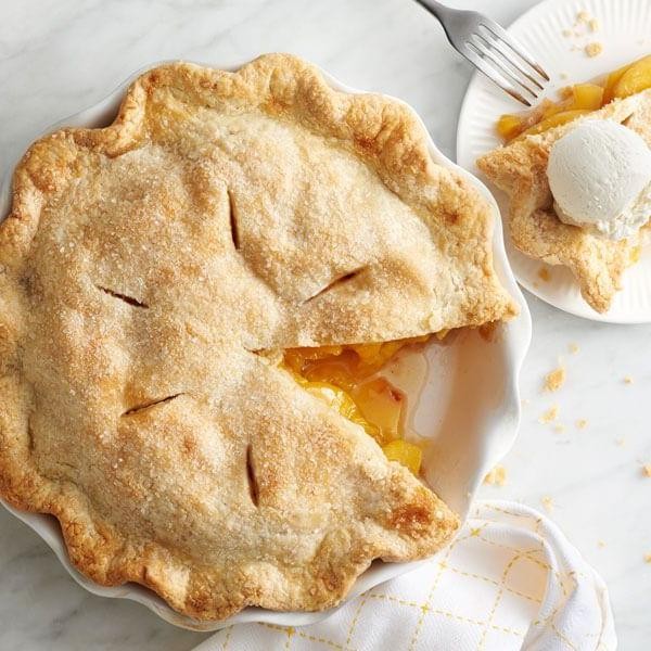 Classic Peach Pie