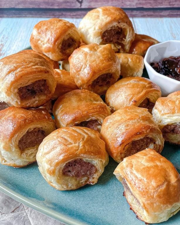 Classic Sausage Rolls with Puff Pastry