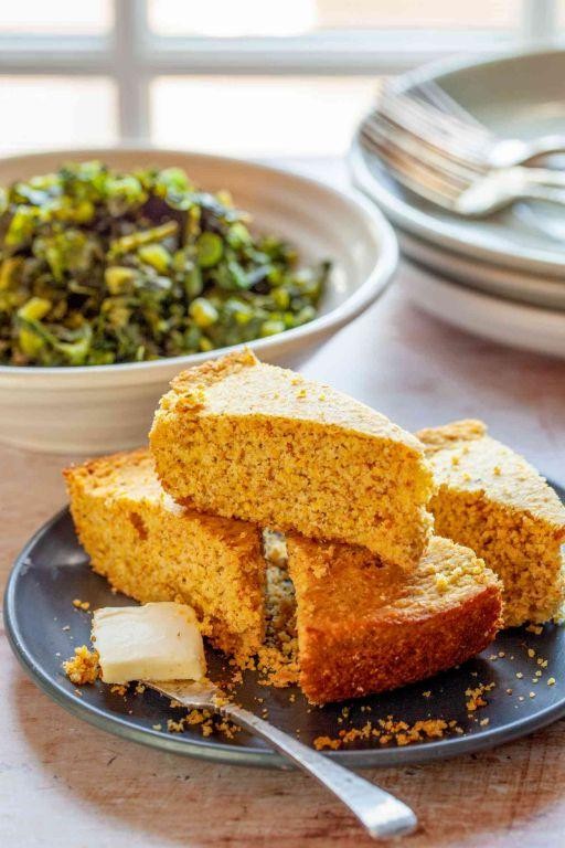 Classic Southern Cornbread