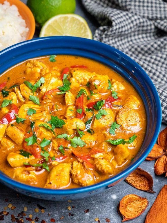 Coconut Chicken Keto Curry