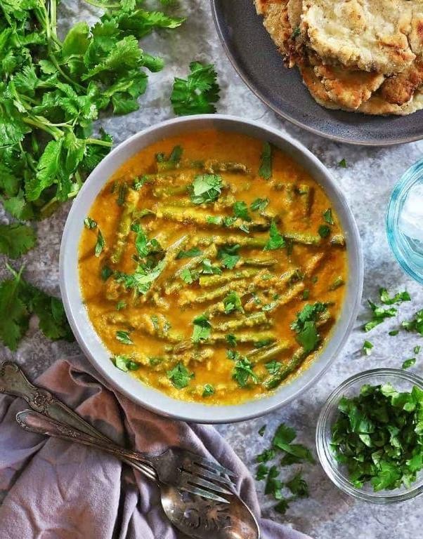 Coconut Curry Asparagus