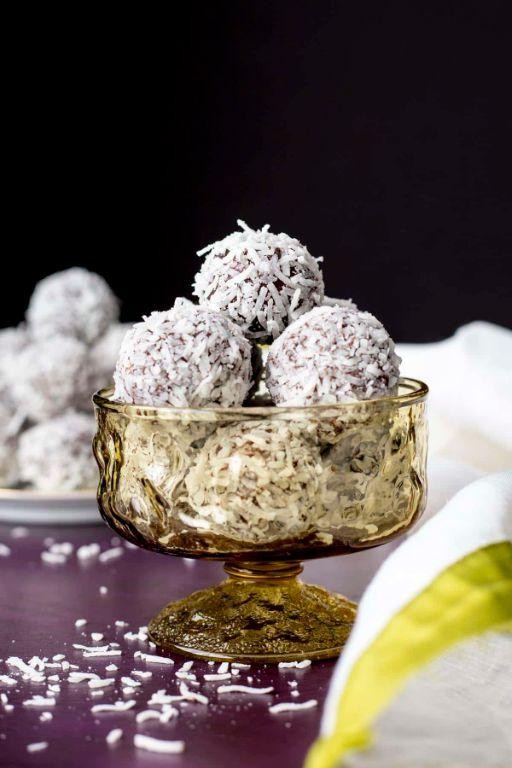 Coconut Milk Chocolate Truffles