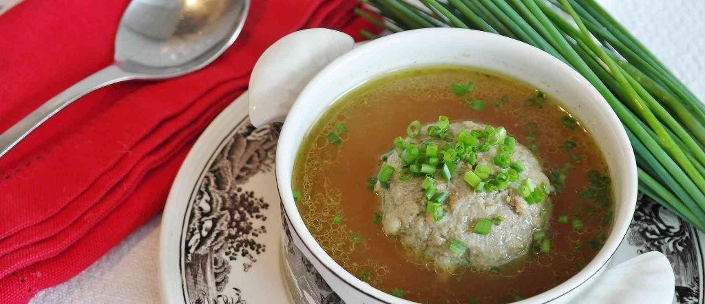 Comforting Bavarian Leberknödelsuppe