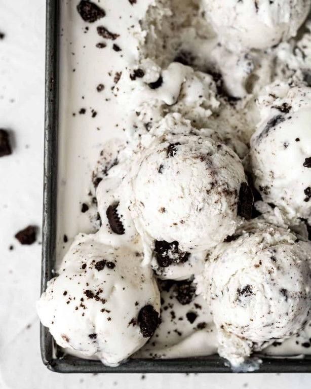 Cookies and Cream Ice Cream Balls