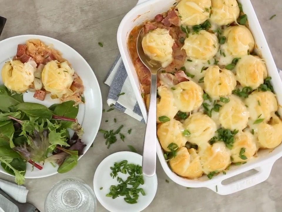 Corned Beef, Leek, and Cheddar Casserole