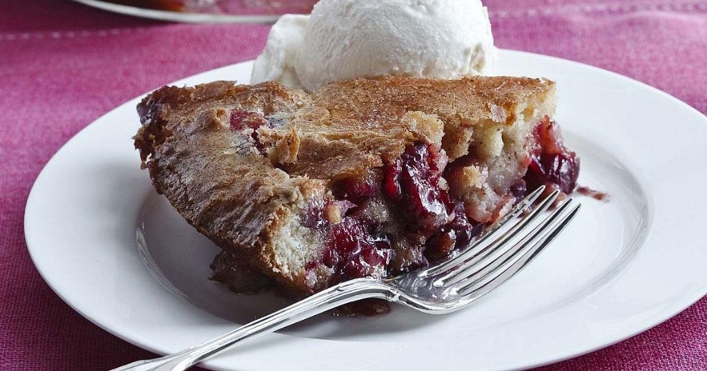 Cranberry and Apple Cake