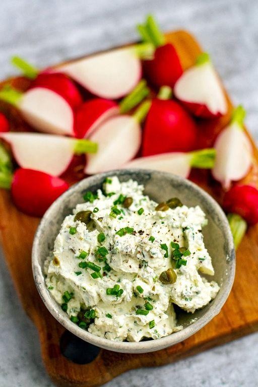 Cream Cheese with Herbs and Capers Spread