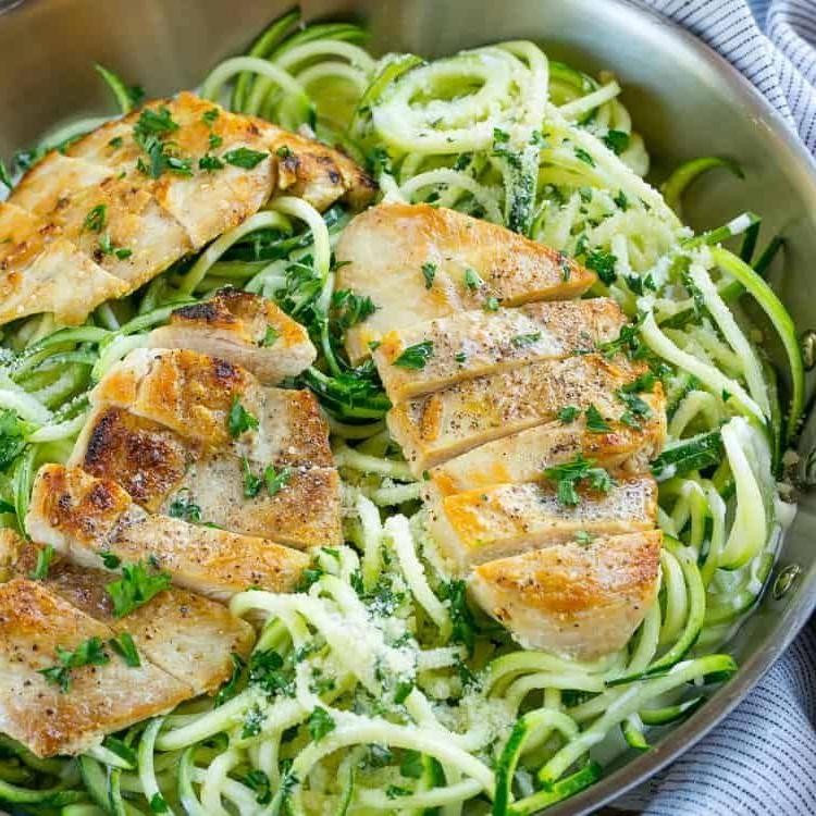 Creamy Alfredo Chicken Zucchini Pasta