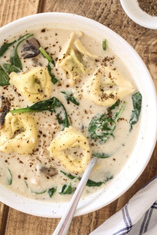 Creamy Alfredo Tortellini Soup