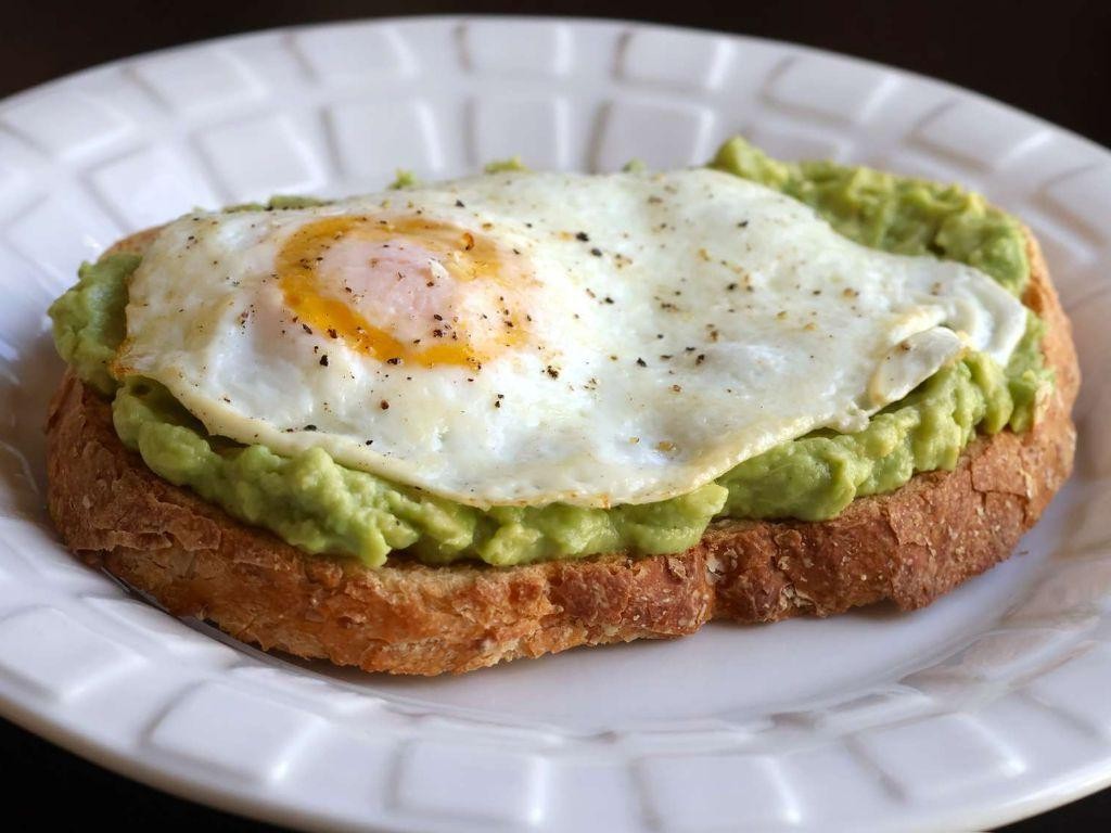 Creamy Avocado Toast with Sunny-Side-Up Eggs