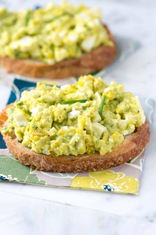 Creamy Avocado and Boiled Egg Sandwich