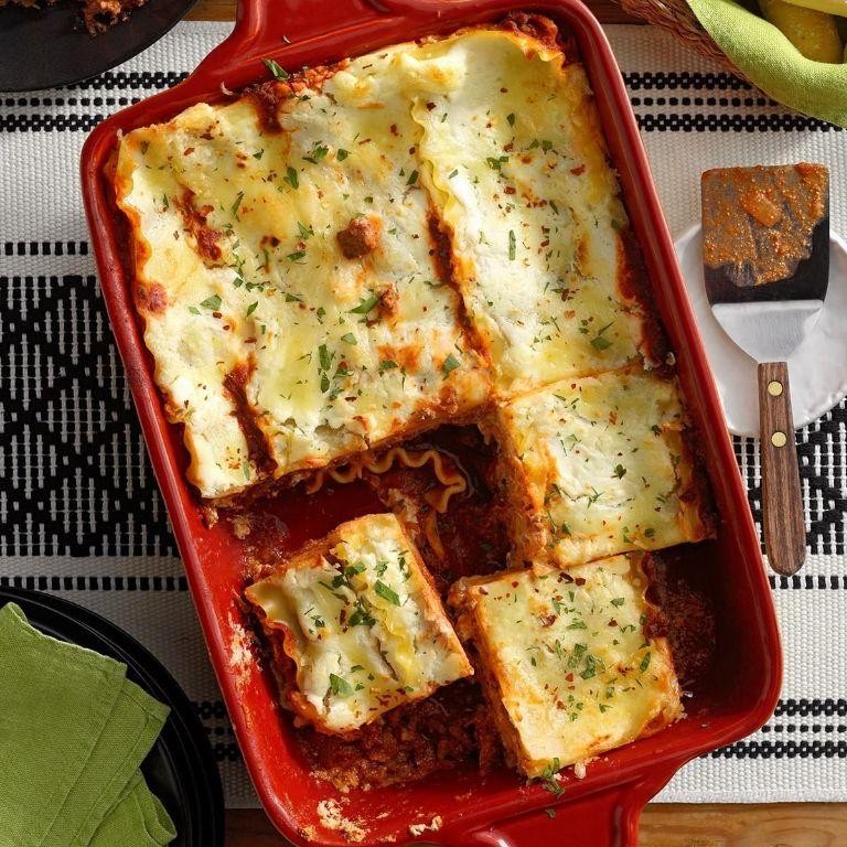 Creamy Beef and Cheese Lasagna Bake