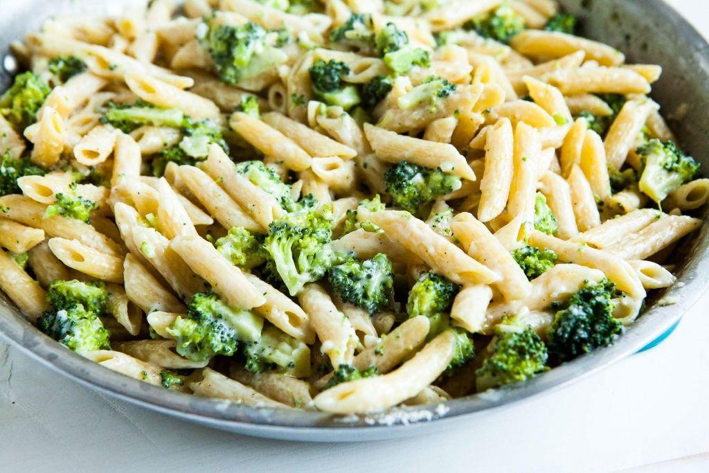 Creamy Broccoli Alfredo Pasta
