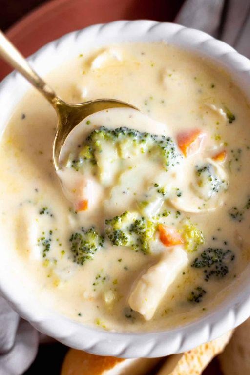 Creamy Camembert and Broccoli Soup