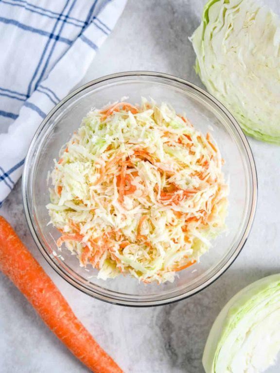 Creamy Coleslaw with Shredded Cabbage and Carrots