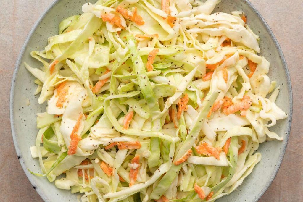 Creamy Coleslaw with Tangy Dressing