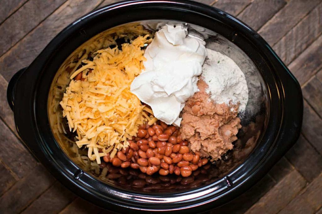 Creamy Crock Pot Pinto Bean and Cheese Dip