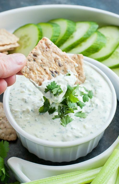 Creamy Cucumber Yogurt Dip