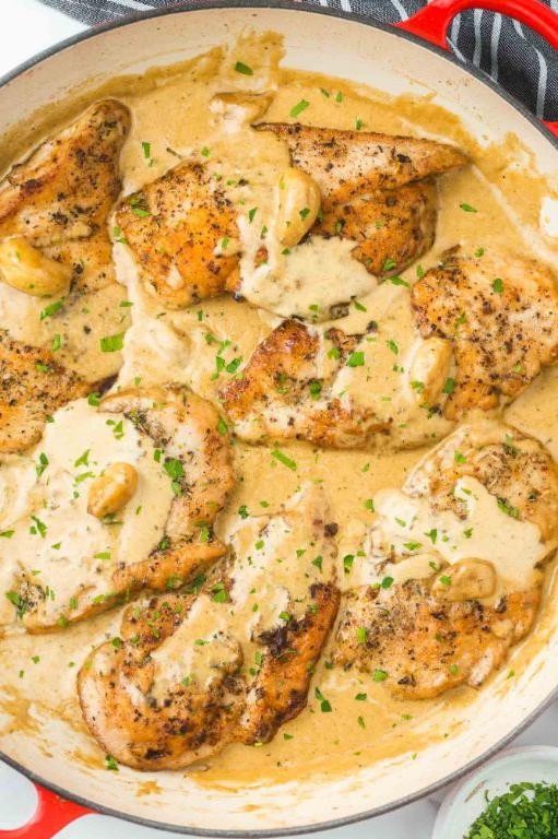 Creamy Garlic Chicken Cutlets