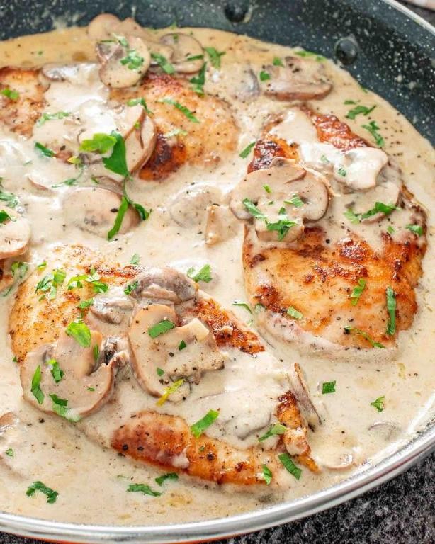 Creamy Garlic Mushroom Chicken