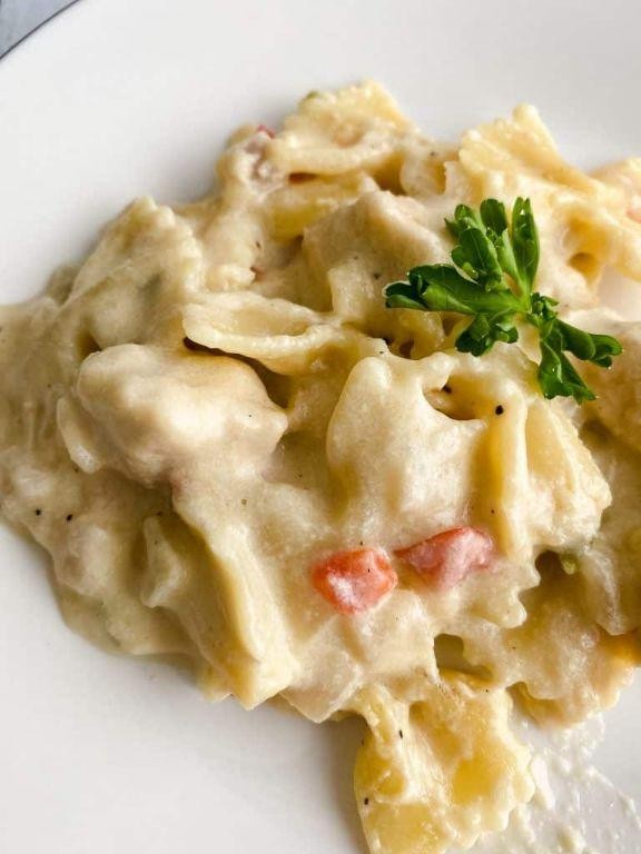 Creamy Garlic Parmesan Bow Tie Pasta