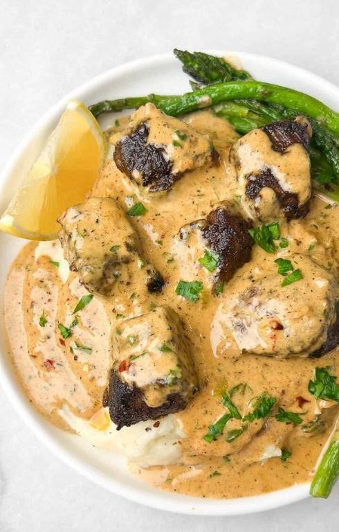 Creamy Garlic Parmesan Steak Bites