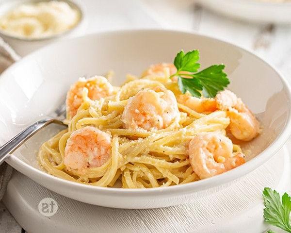 Creamy Garlic Shrimp Linguine