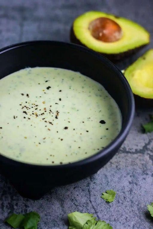 Creamy Greek Yogurt Salsa Verde