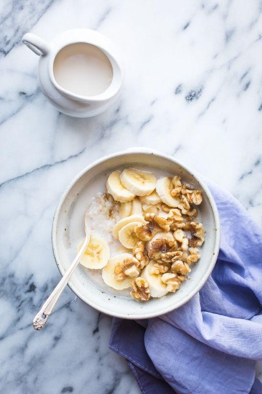 Creamy Oat Bran Porridge with Honey