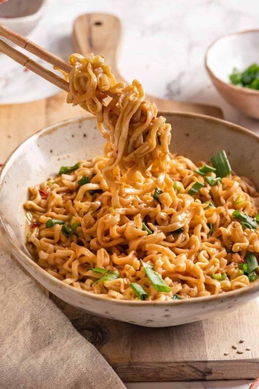 Creamy Peanut Butter Ramen