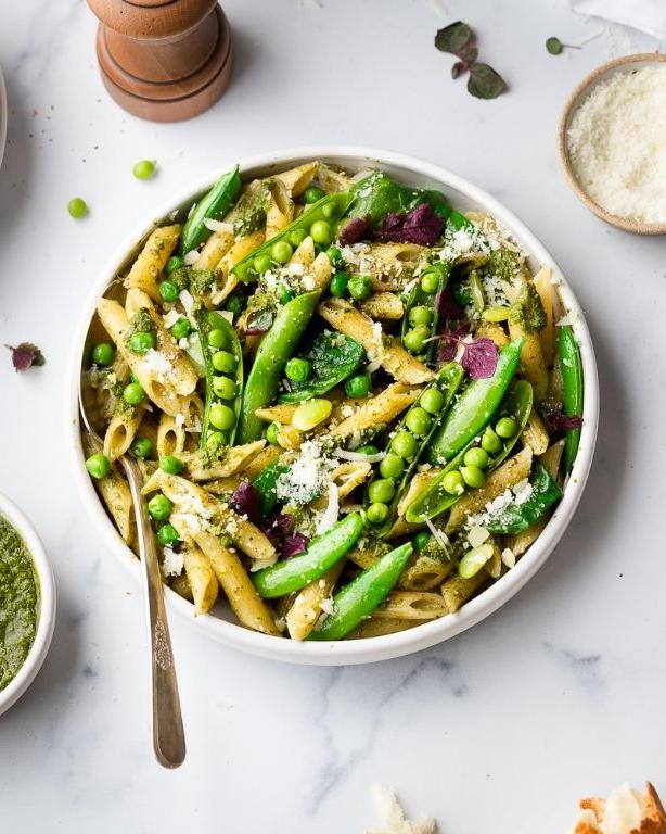 Creamy Pesto Snap Pea Pasta