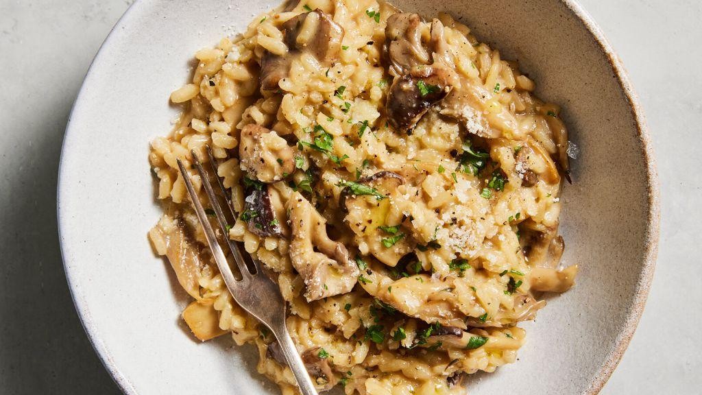 Creamy Risotto with Mushrooms and Peas