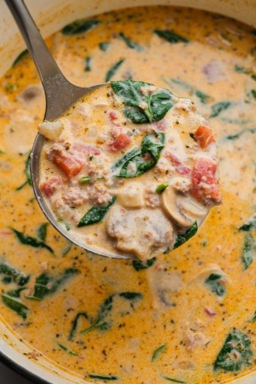 Creamy Sausage and Spinach Soup