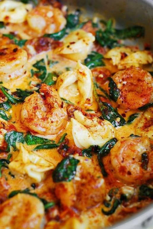 Creamy Shrimp and Spinach Tortellini