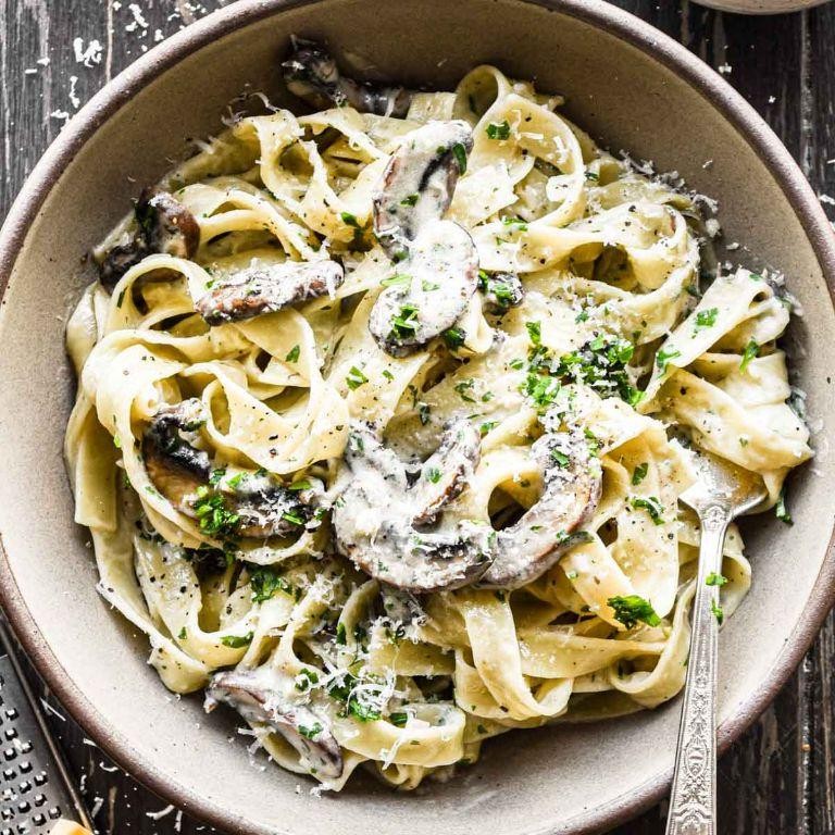 Creamy Snail Mascarpone Pasta