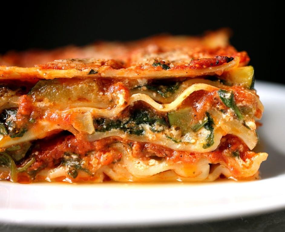 Creamy Spinach and Zucchini Lasagna
