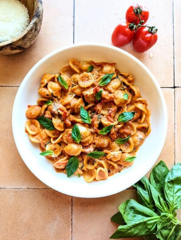 Creamy Tomato Basil Pasta