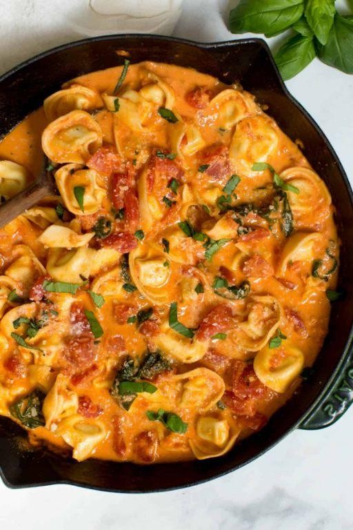 Creamy Tomato Basil Tortellini