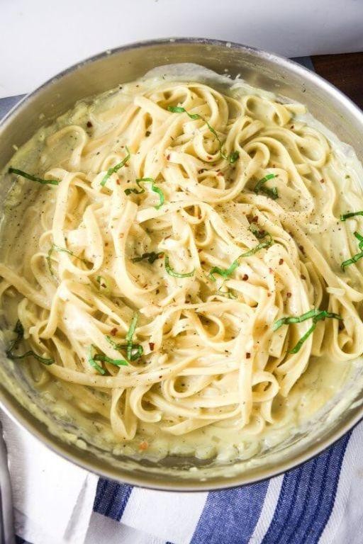 Creamy Vegan Alfredo Pasta