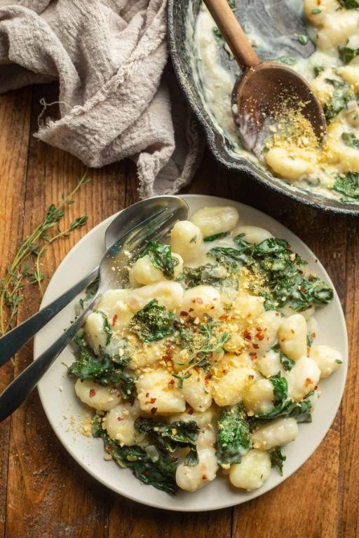 Creamy Vegan Gnocchi Alfredo