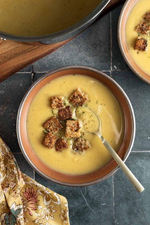 Creamy White Yam Soup with Herbs