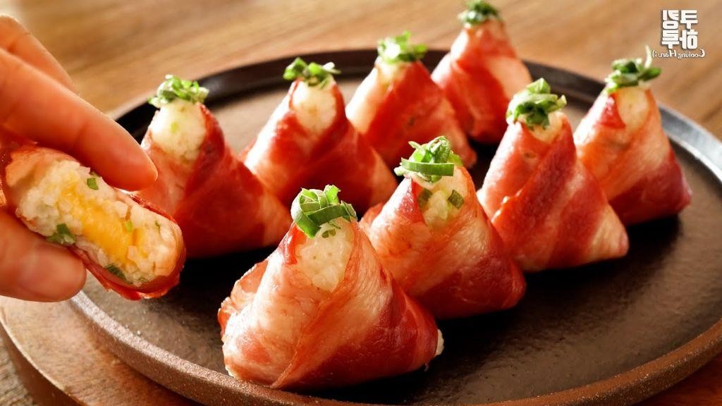 Crispy Bacon and Cheese Onigiri