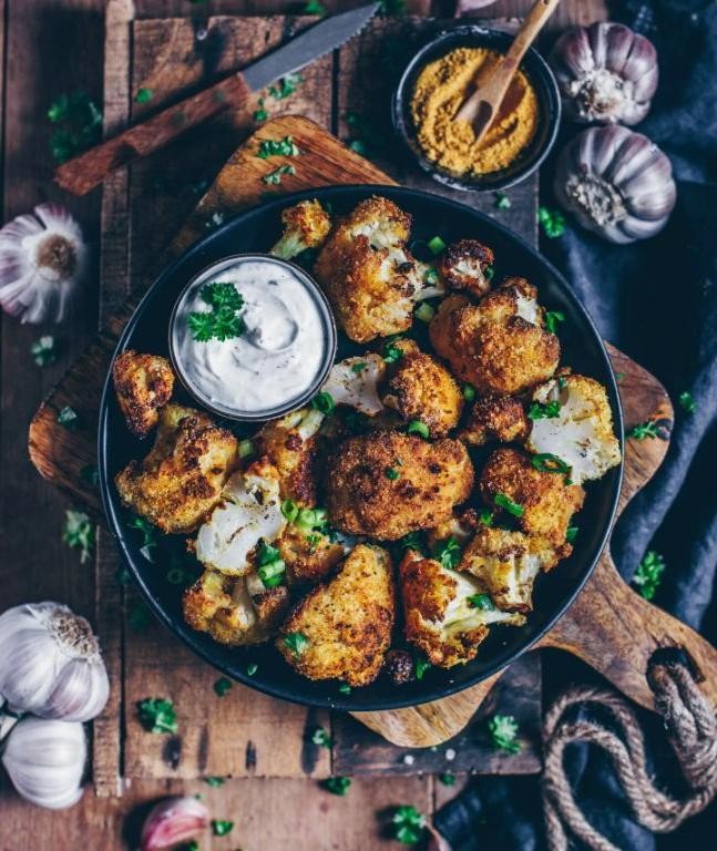 Crispy Baked Cauliflower Nuggets