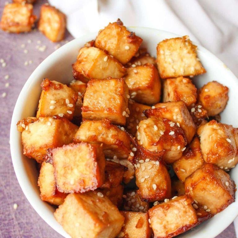 Crispy Baked Tofu with Sesame Ginger Sauce