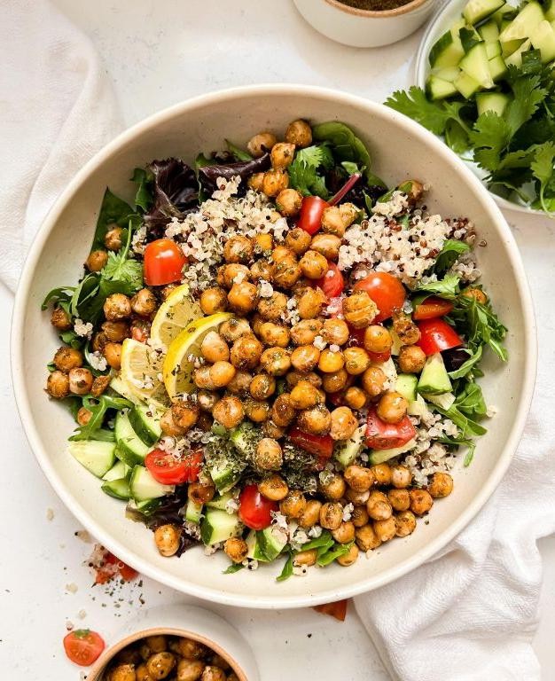 Crispy Chickpea and Quinoa Salad
